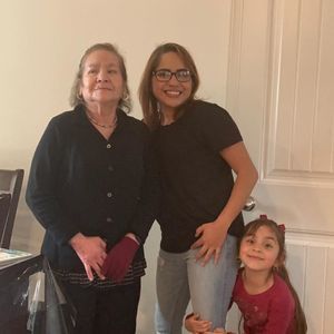 Meet your Posher, Lucy